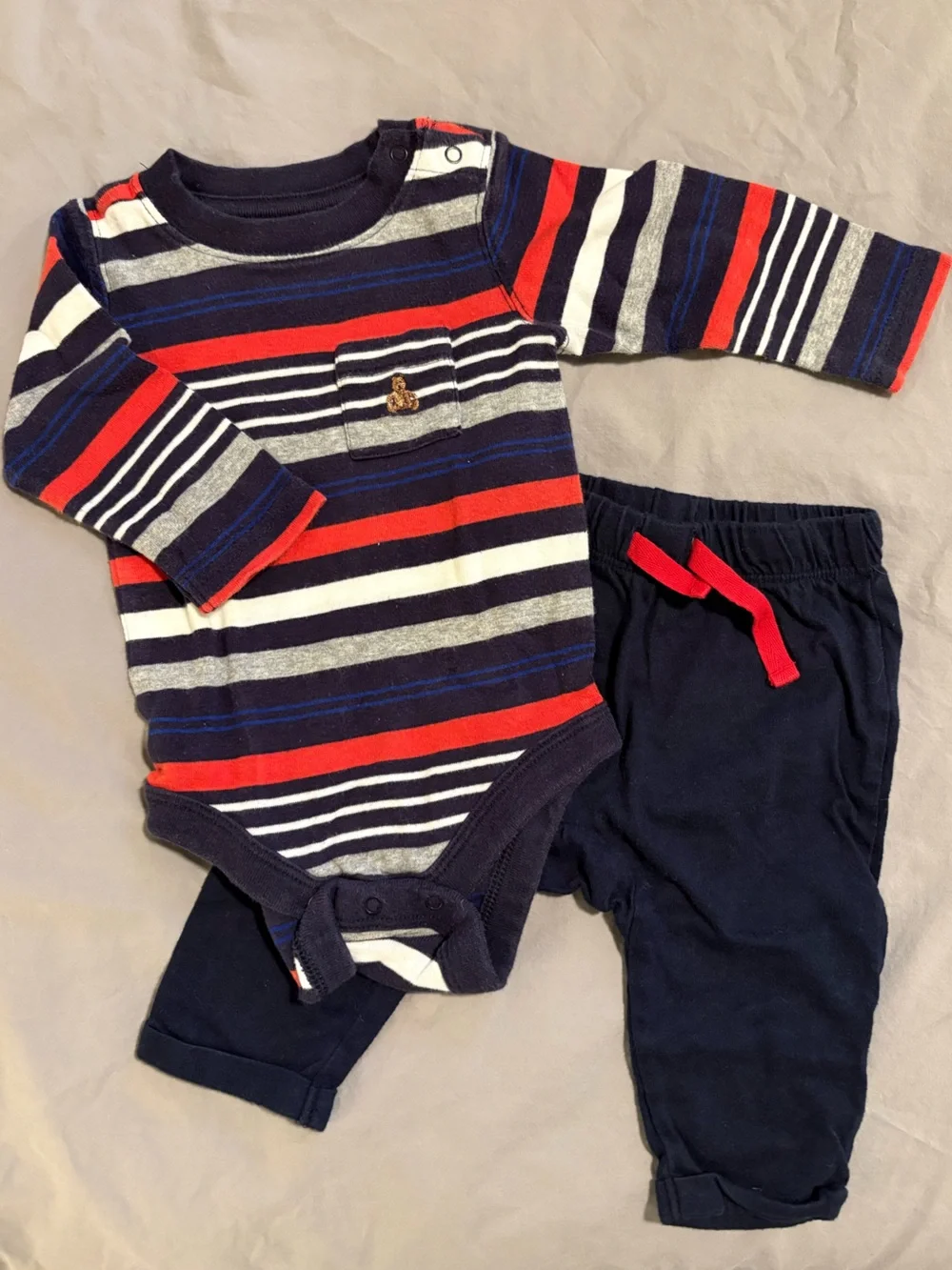 BabyGAP & Old Navy 3-6M Matching LongSleeve Outfit Set - Navy and Red